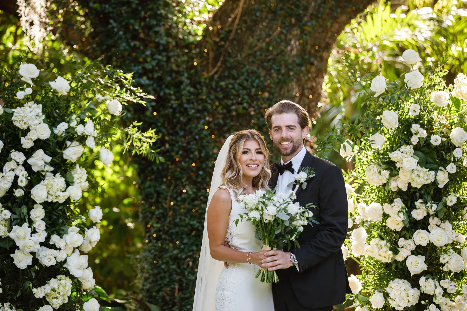 A Secret Garden Wedding Inspiration at Villa Woodbine (Miami, FL) | Selene & Matthew | 02/27/21