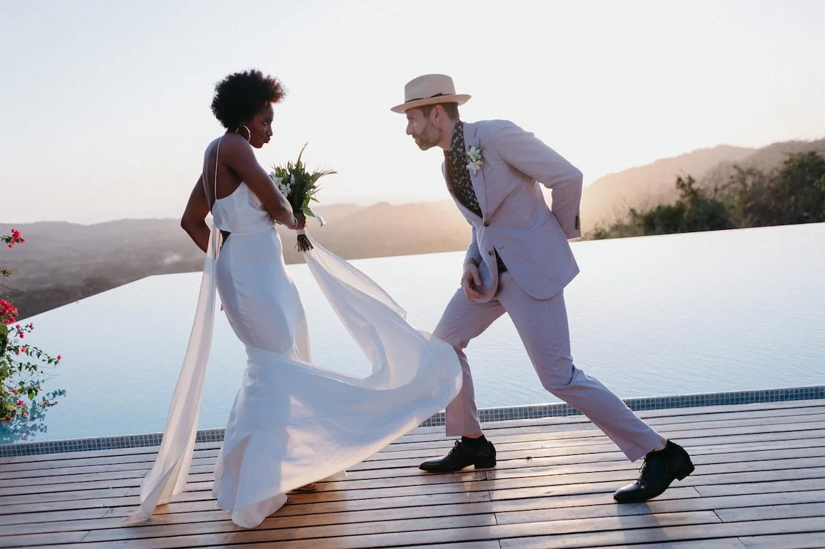 Candid Wedding Photos Through Music & Dancing