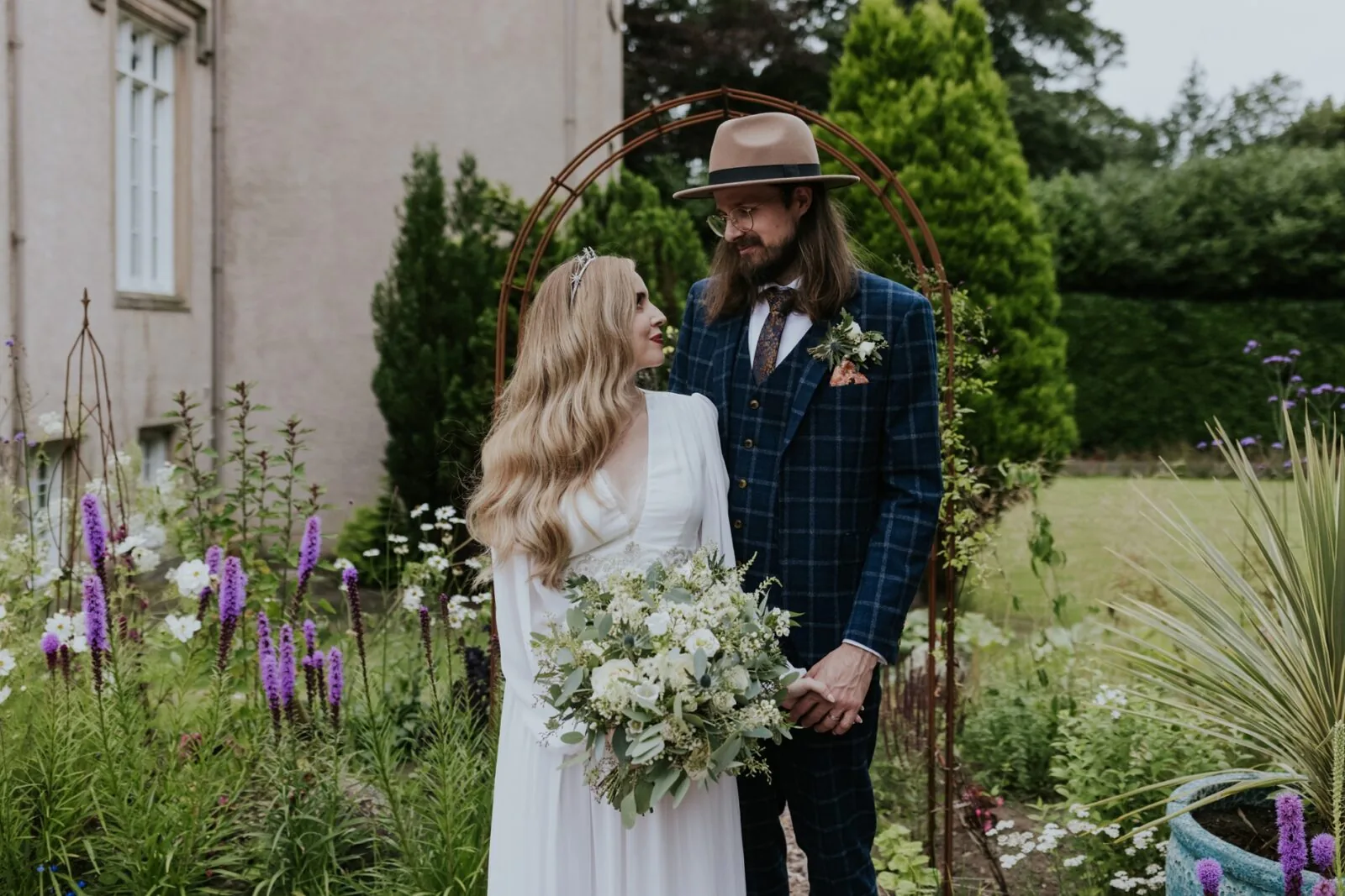 Match Your Wedding Style with the Right Photographer