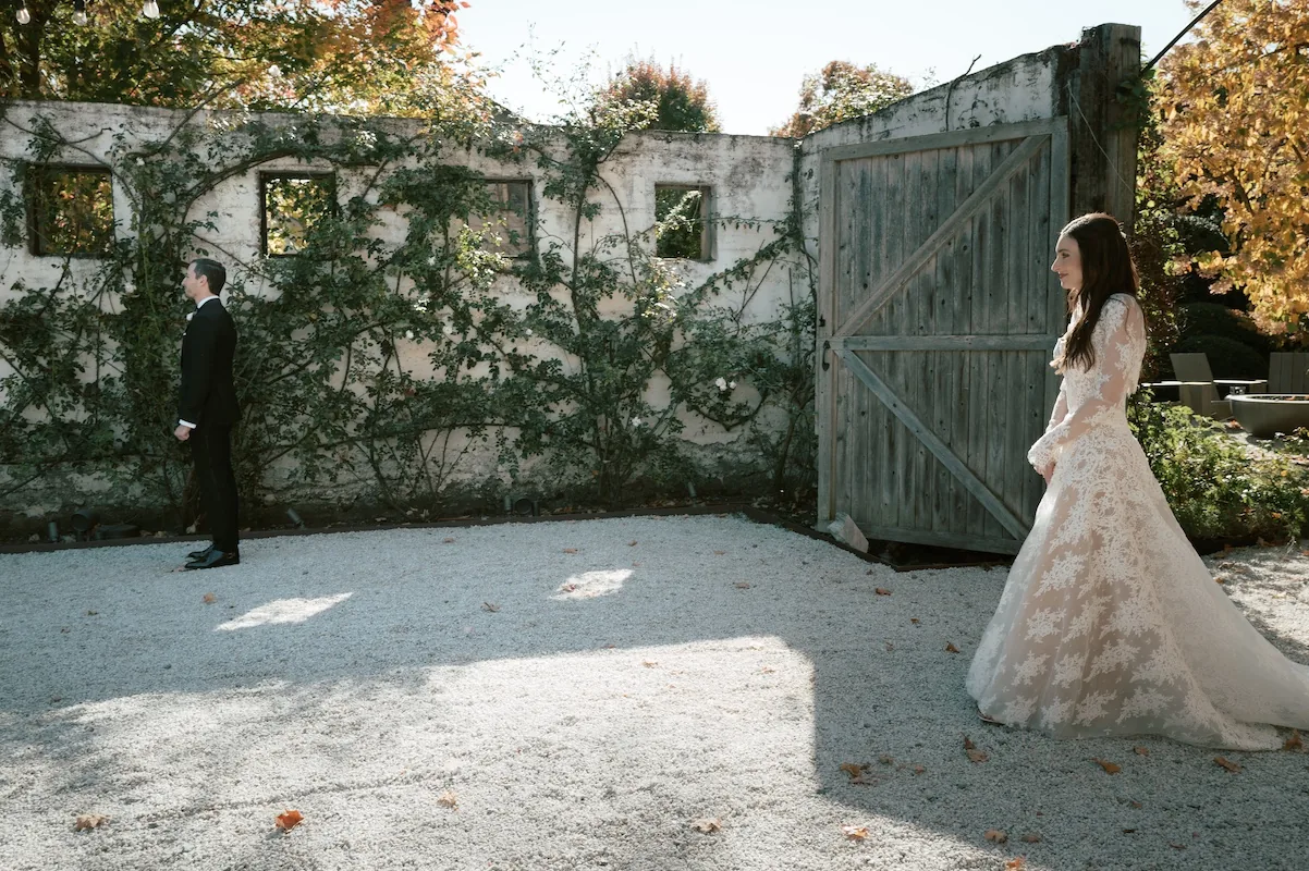 Behind the Scenes of a Wedding Photo Shoot