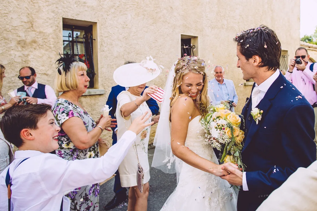 Wedding Photography Trends 2025: Hot & Fading