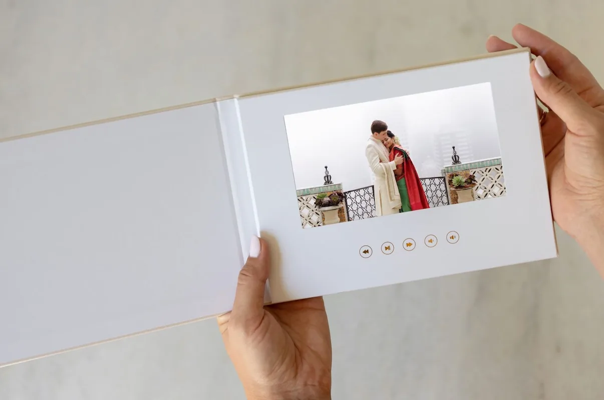 Fast Wedding Photo Delivery