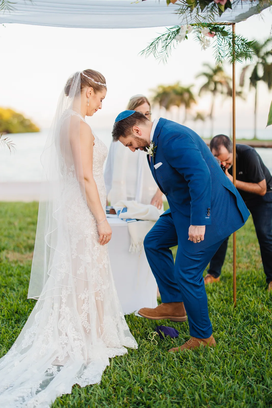 Jewish wedding photography by Precious Pics