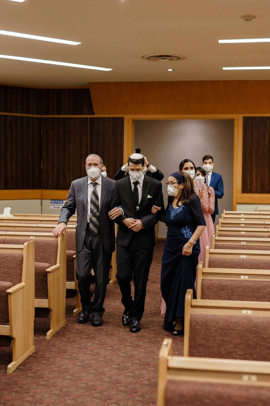 Jewish wedding photography by Precious Pics