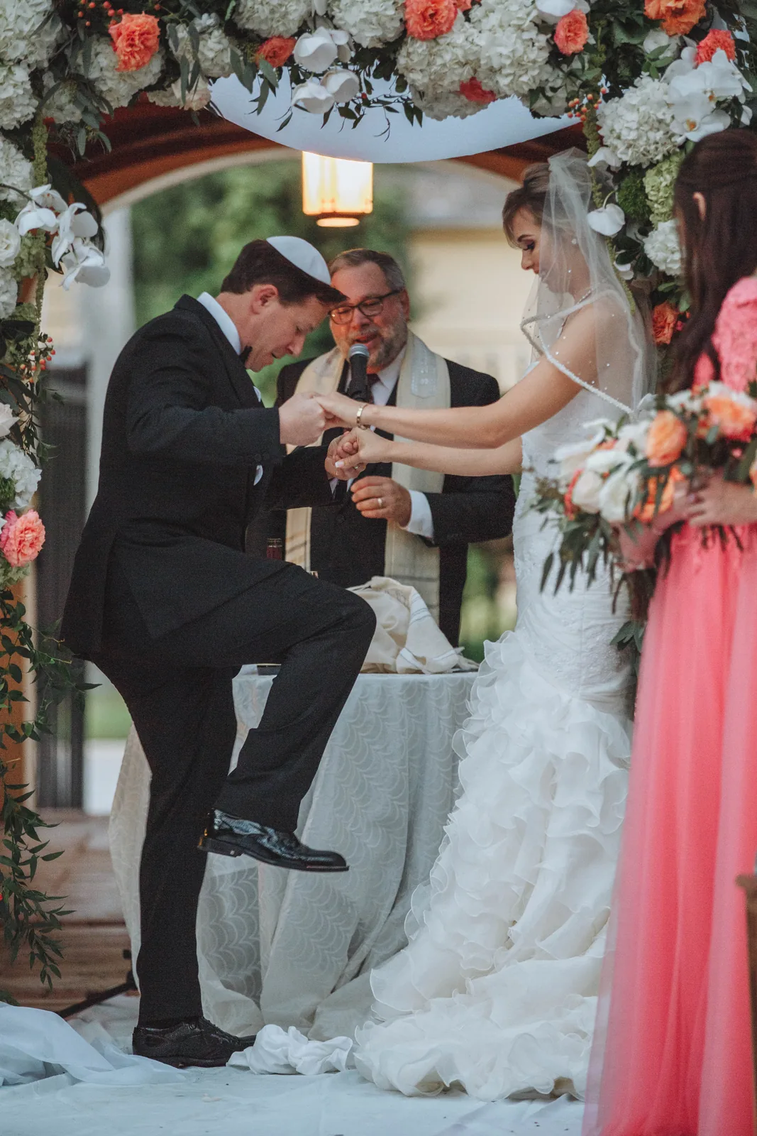 Jewish wedding photography by Precious Pics