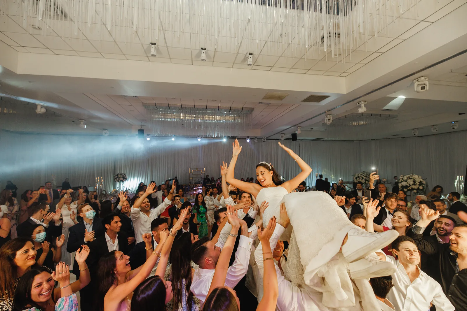 Jewish wedding photography by Precious Pics