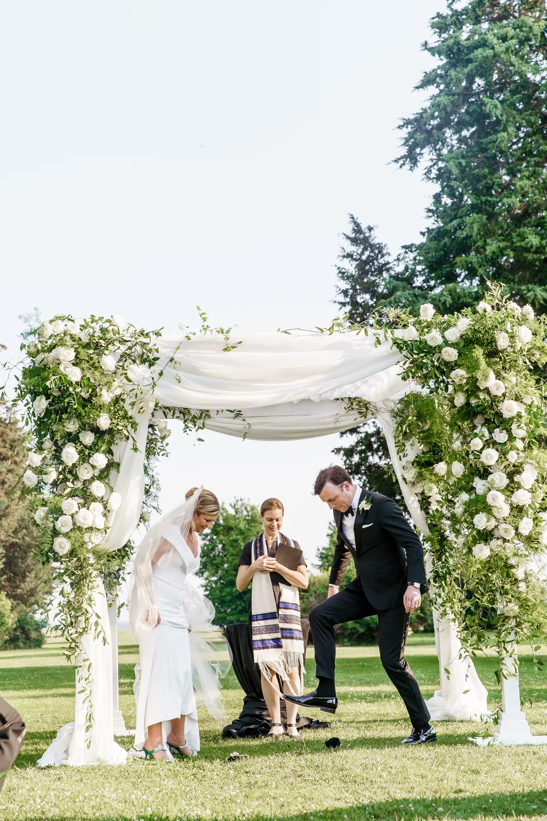 Jewish wedding photography by Precious Pics