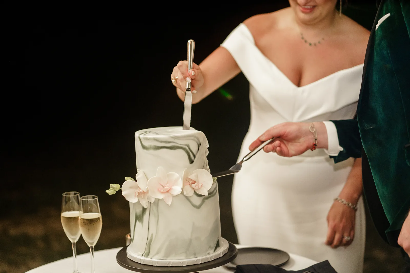 Jewish wedding photography by Precious Pics