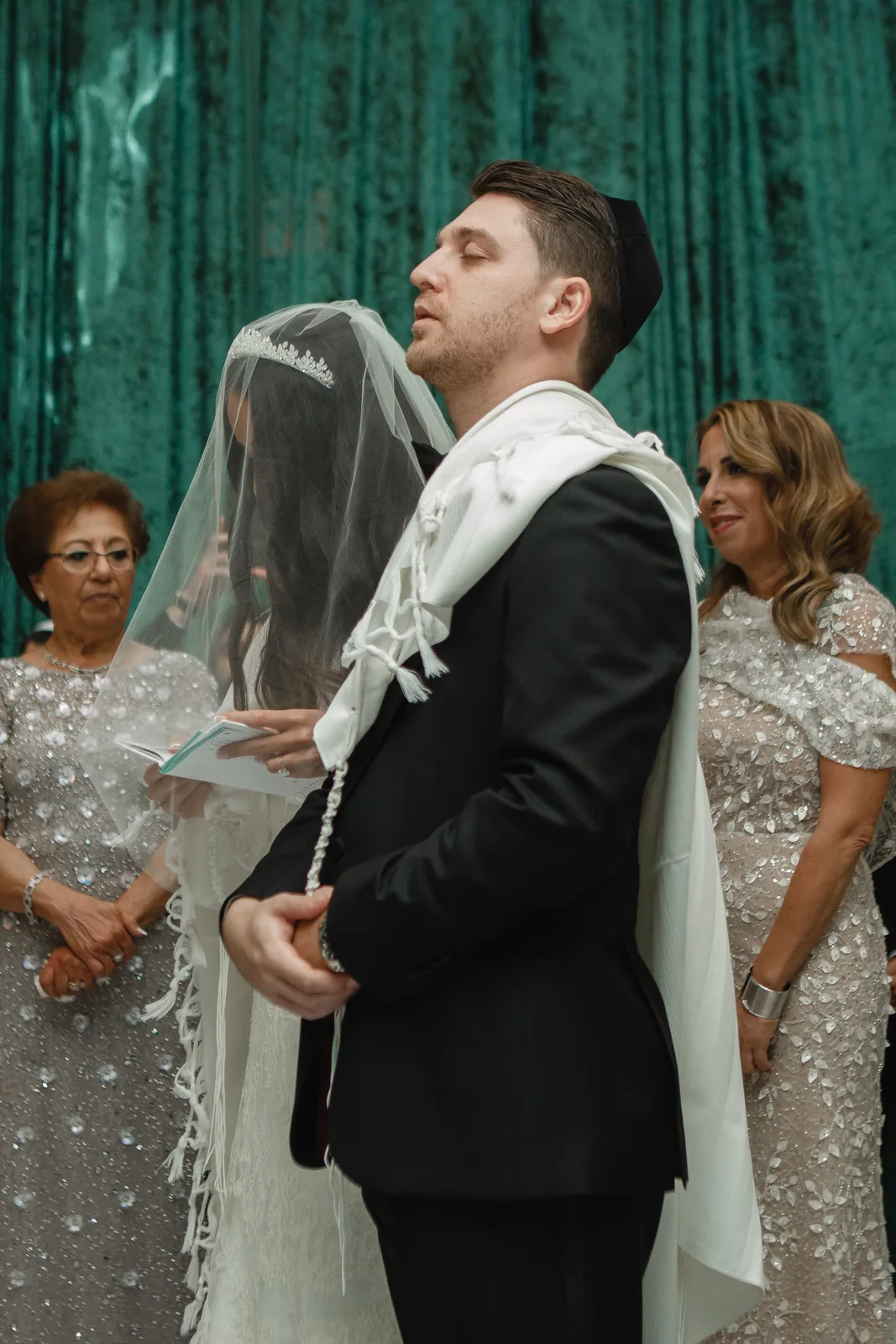 Jewish wedding photography by Precious Pics
