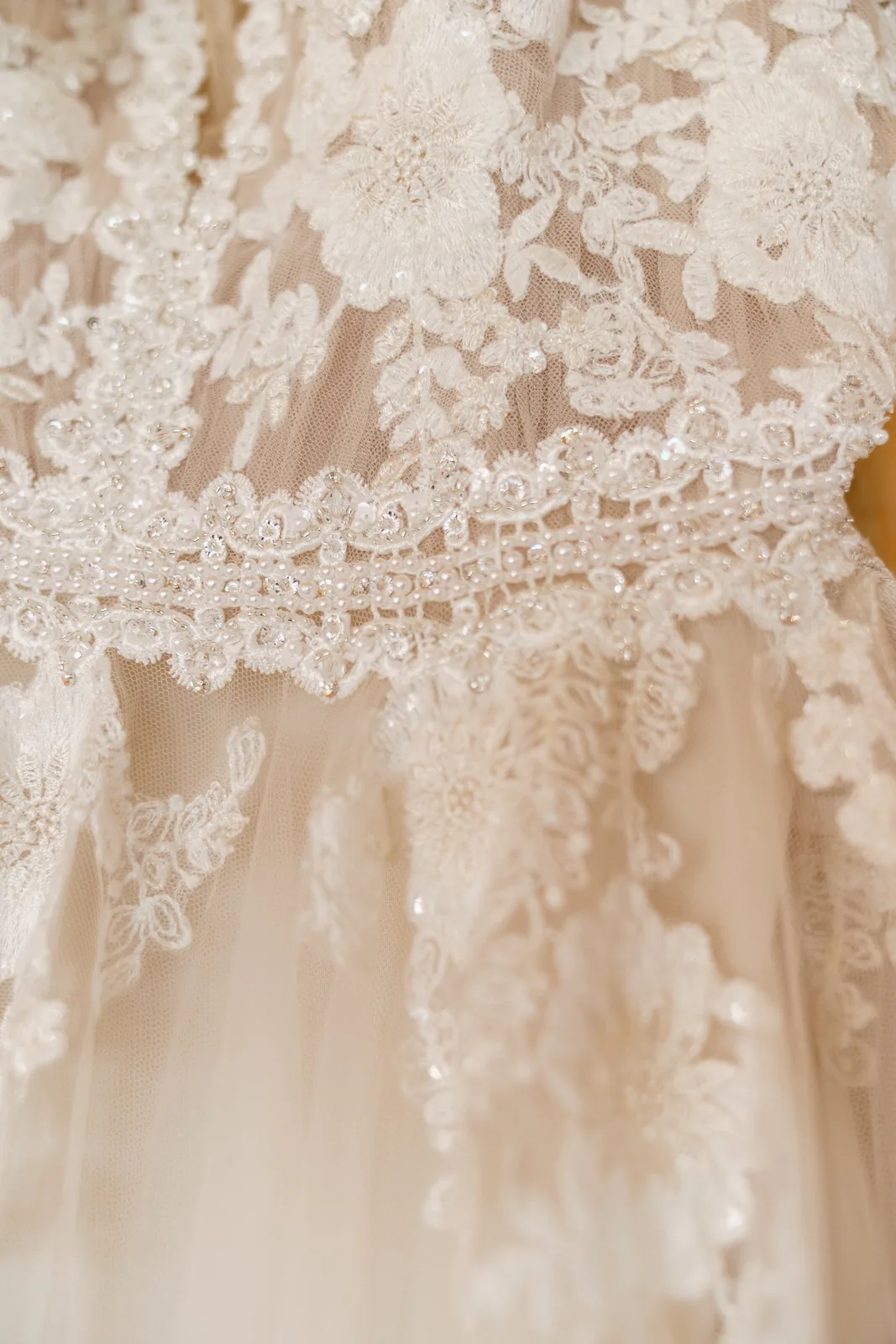 Jewish wedding photography by Precious Pics