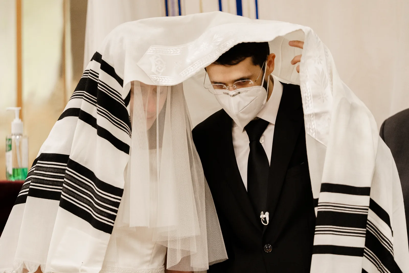Jewish wedding photography by Precious Pics