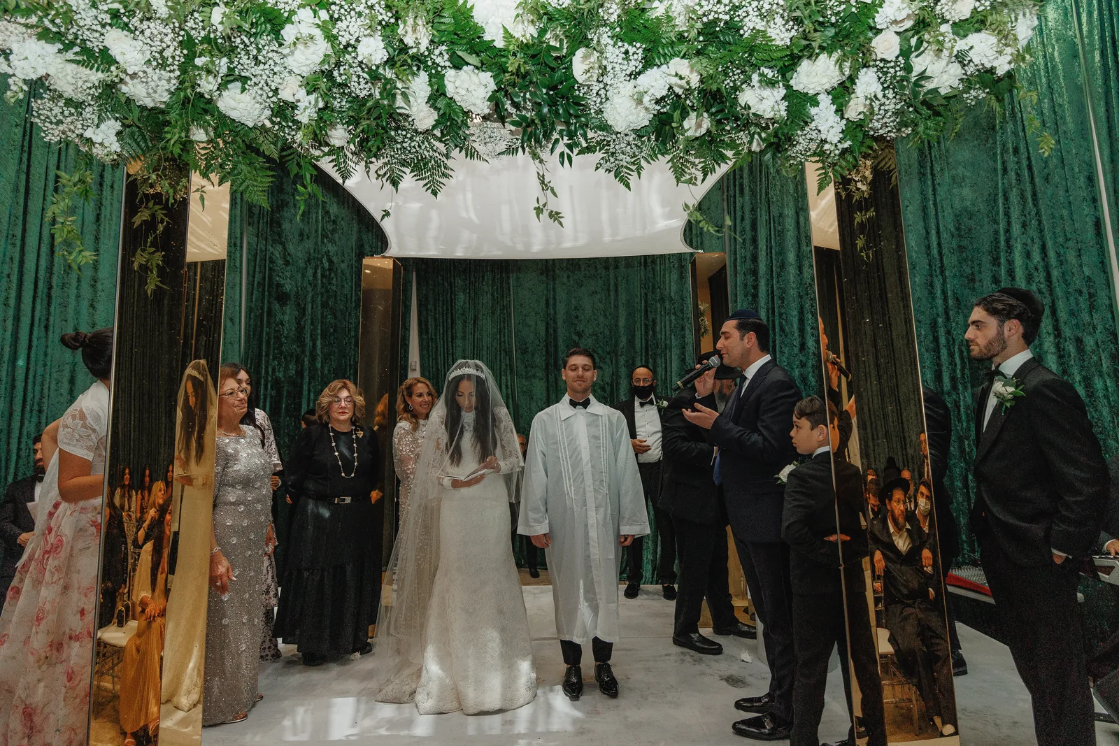 Jewish wedding photography by Precious Pics