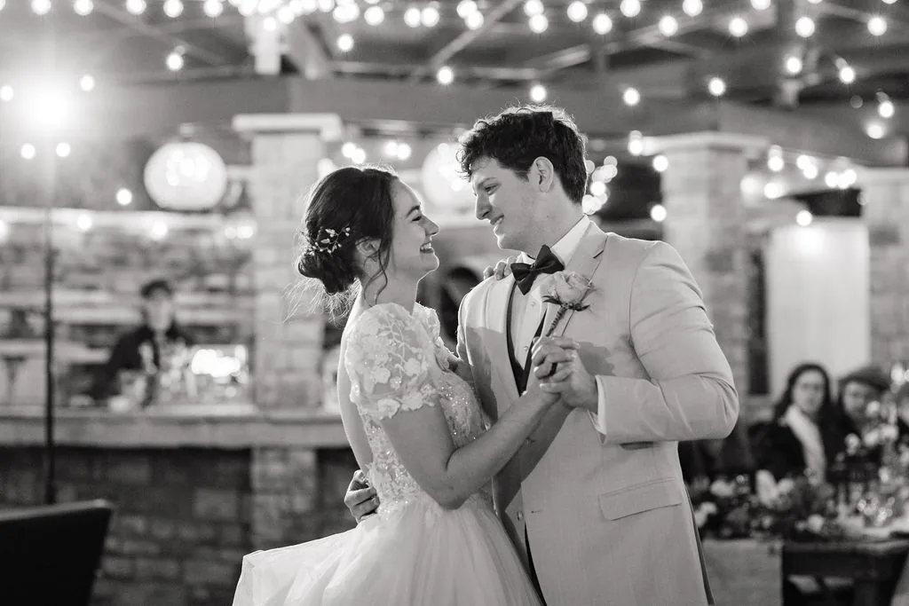 Michael & Julia — Photo 13