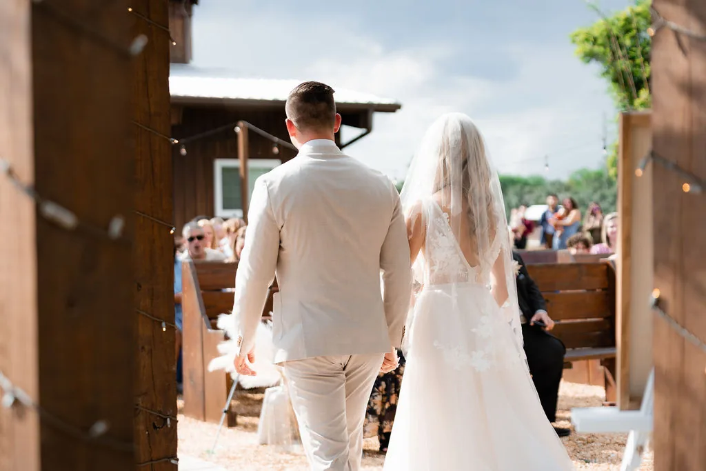 Victoria & Zach — Photo 9