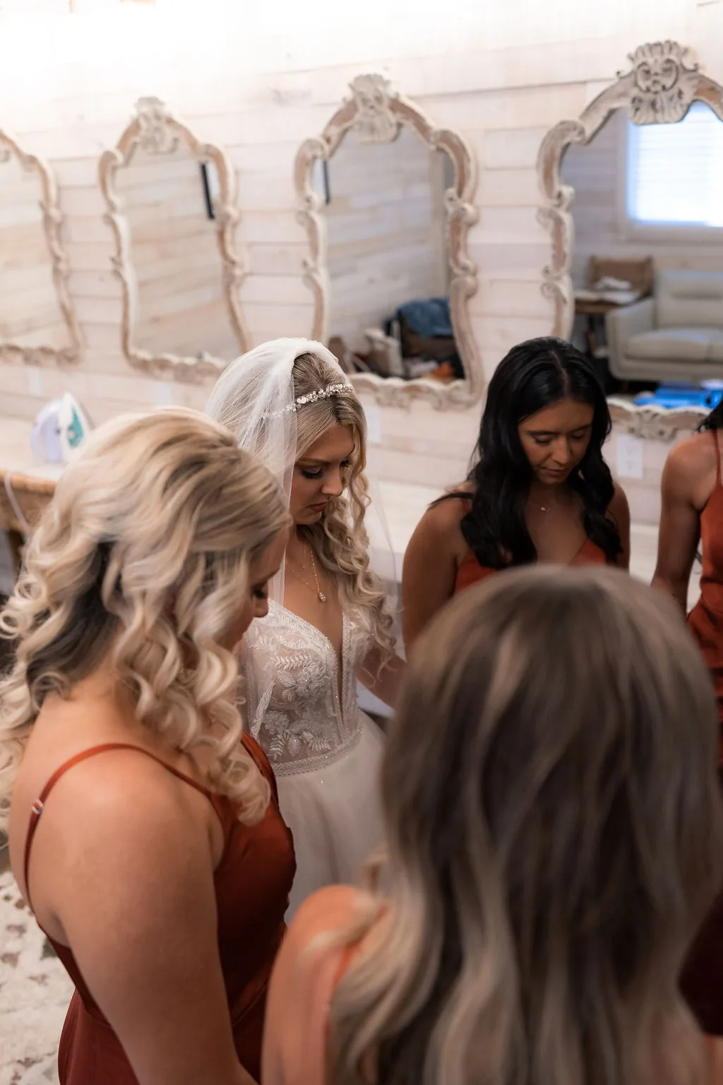 Victoria & Zach — Photo 10