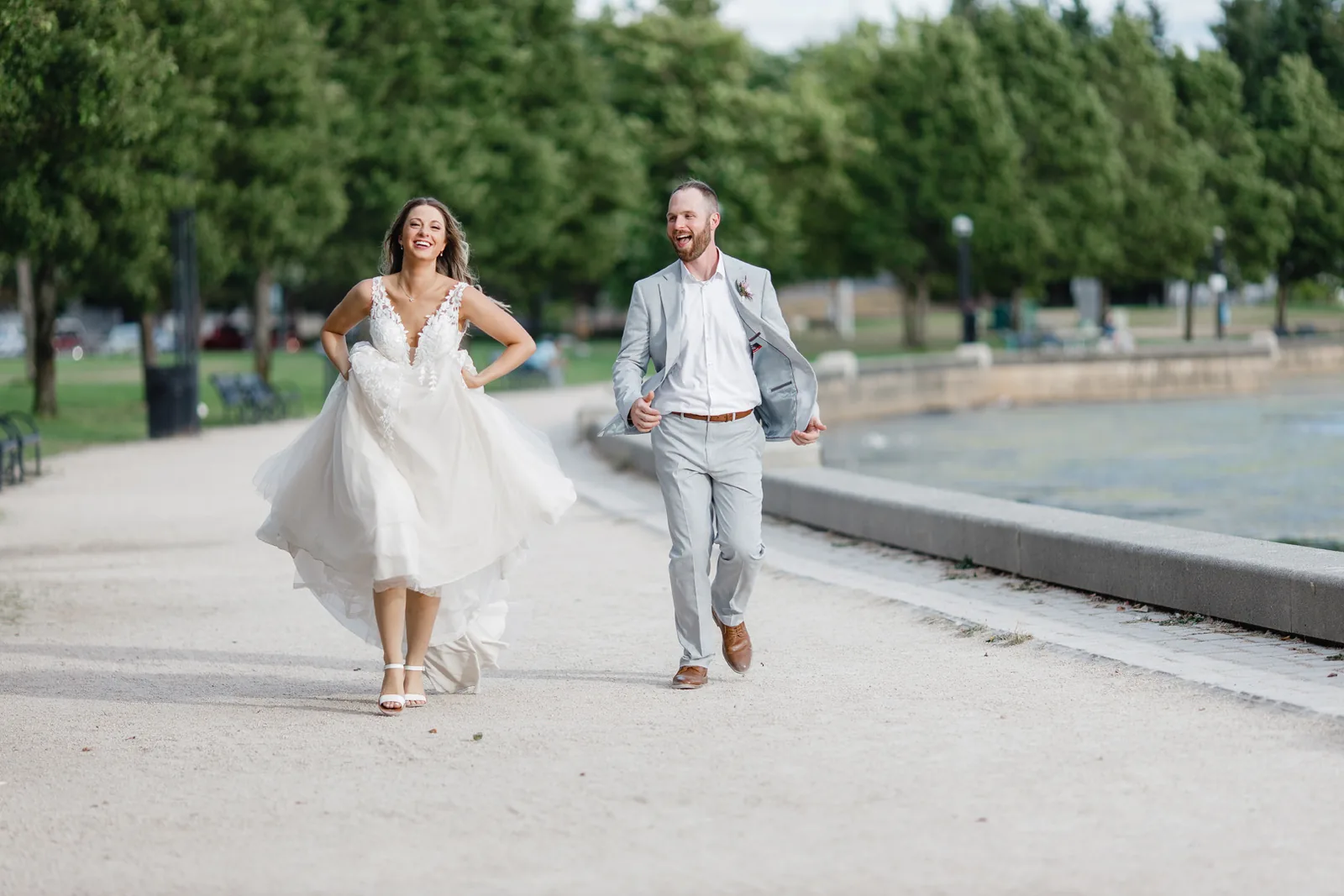Seattle & PNW wedding photography by Precious Pics