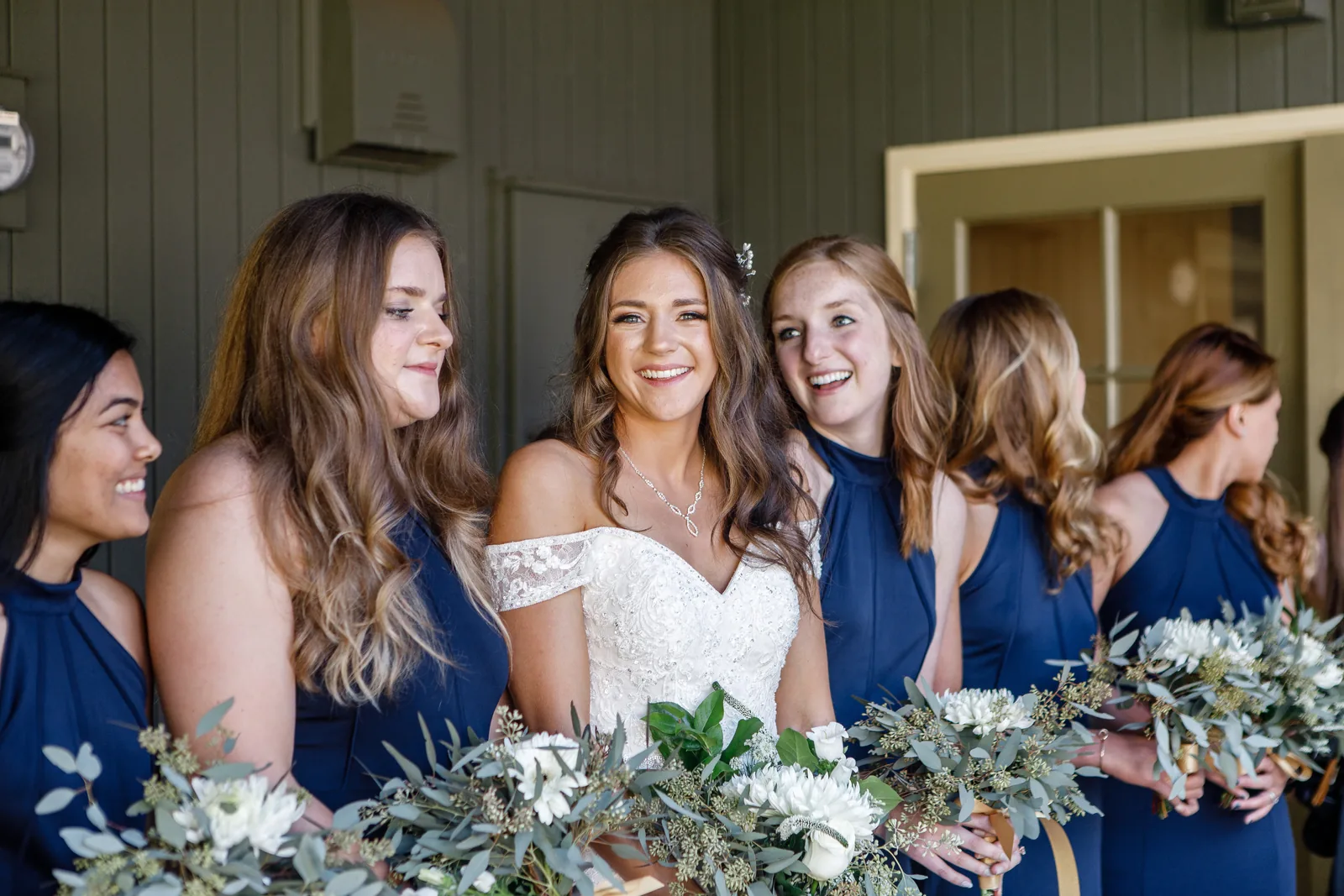 Seattle & PNW wedding photography by Precious Pics