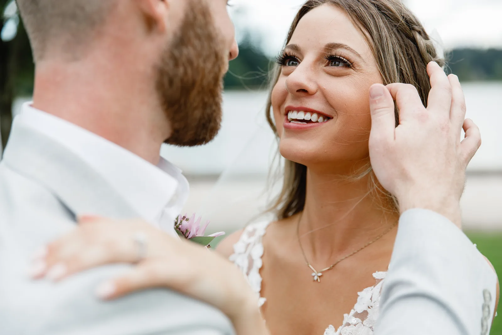 Seattle & PNW wedding photography by Precious Pics
