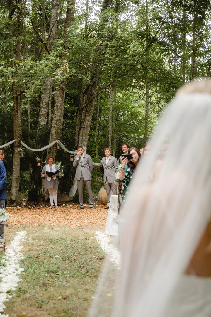 Seattle & PNW wedding photography by Precious Pics