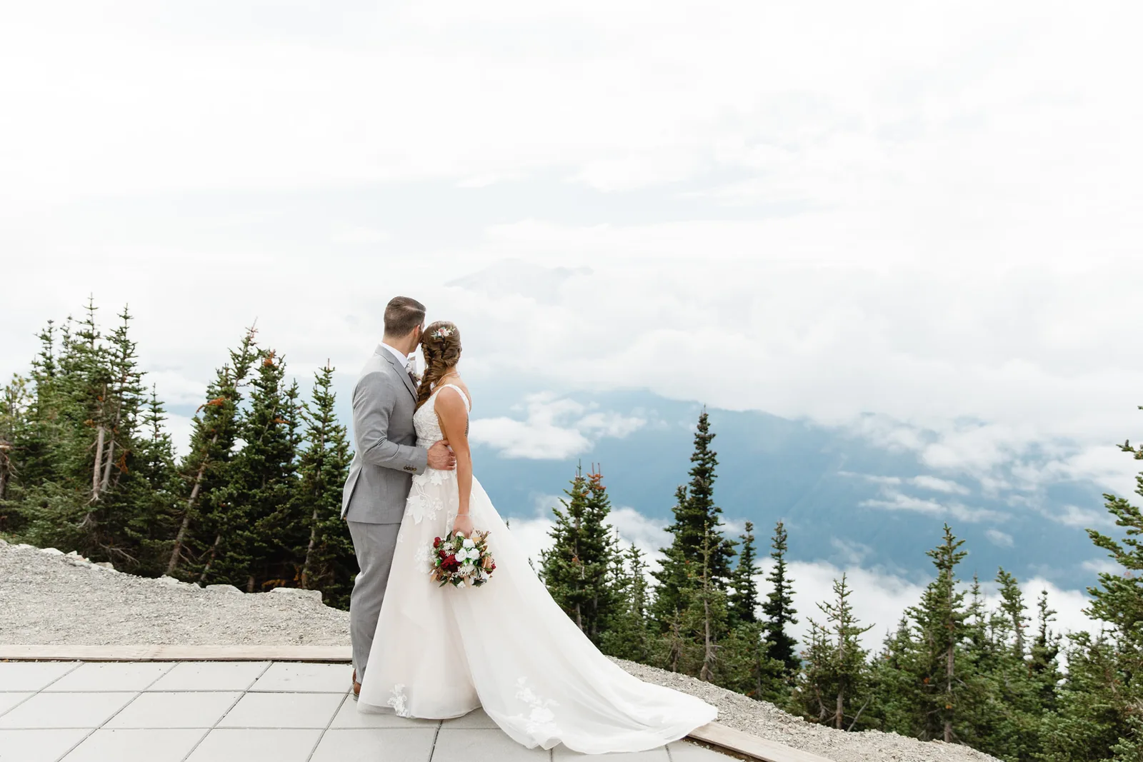 Seattle & PNW wedding photography by Precious Pics