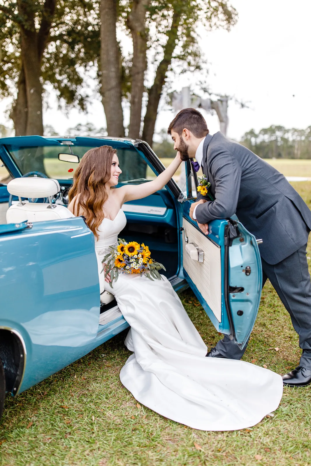 Seattle & PNW wedding photography by Precious Pics
