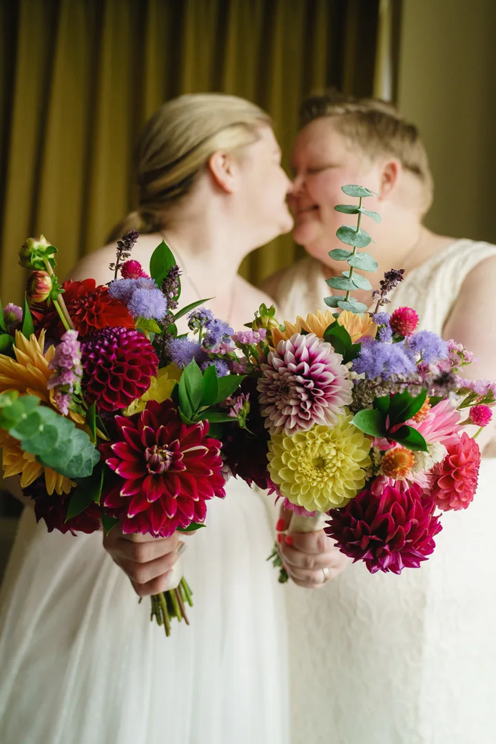 Seattle & PNW wedding photography by Precious Pics