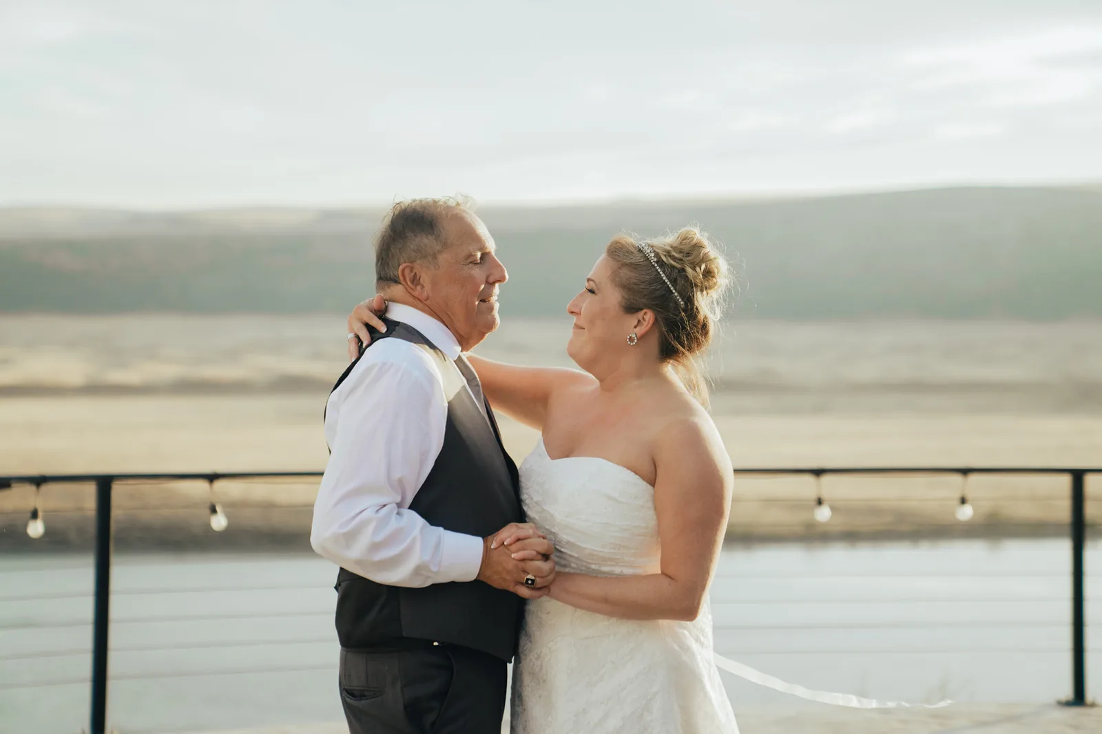 Seattle & PNW wedding photography by Precious Pics